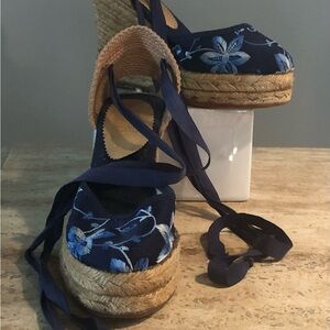 Navy Blue Floral Espadrille Wedges